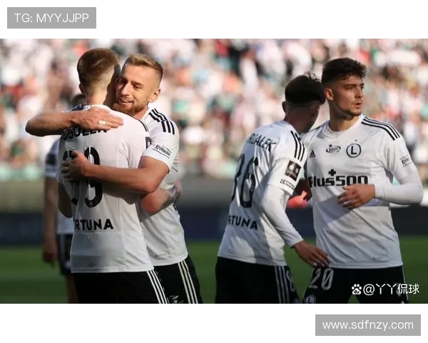 多特蒙德迎战华沙莱吉亚力争欧联杯小组赛首胜之战