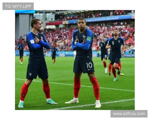 姆巴佩引领法国队重返巅峰之路未来足球巨星的崛起与挑战